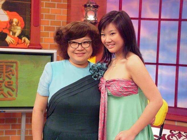 肥姐好愛錫女兒鄭欣宜。