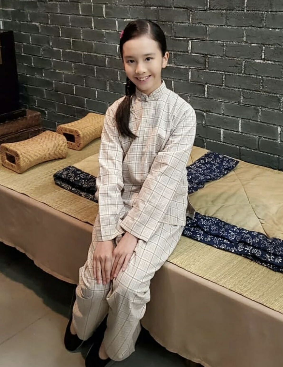 童星陳偲穎Bianca由於經常扮演劇集角色的童年而被封為「御用童年」