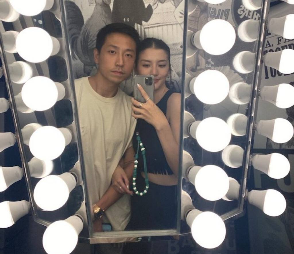 吳千語與施伯雄愛得甜蜜。