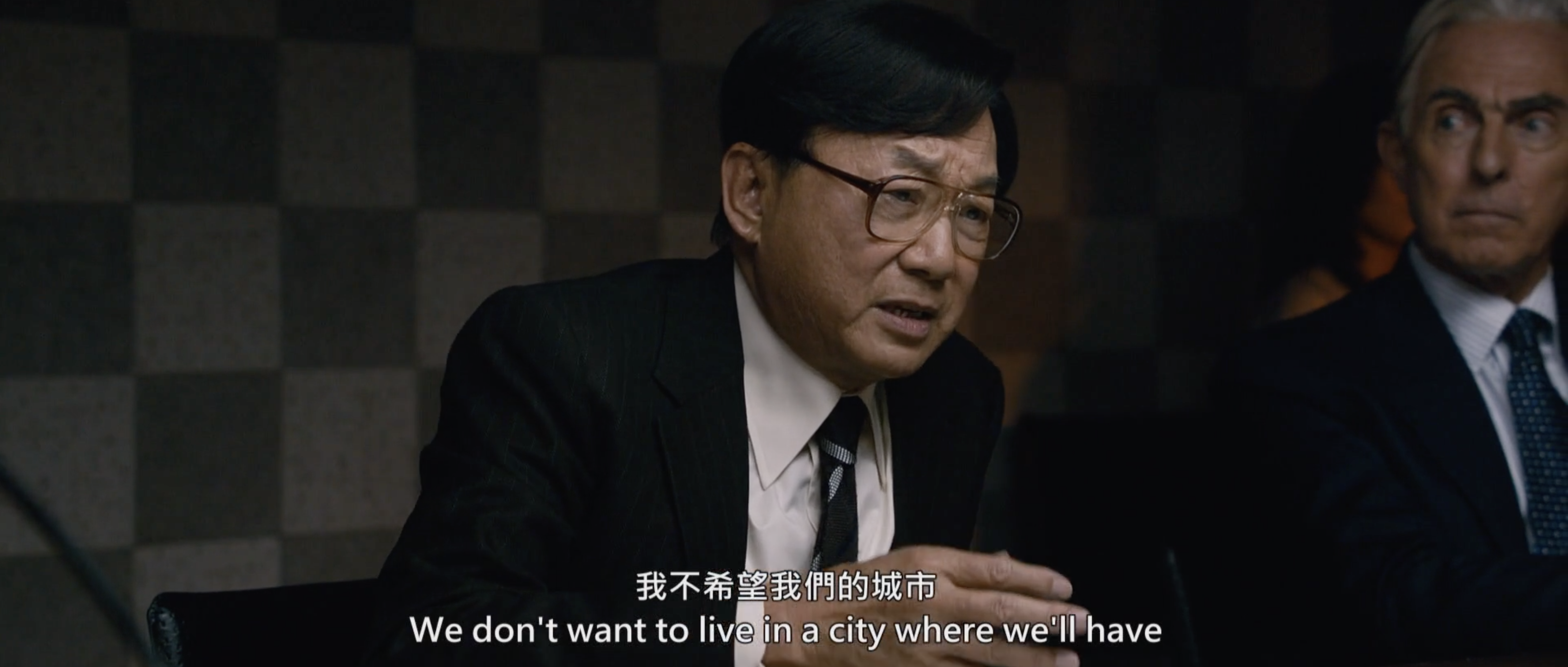 《風再起時》中一段長達5分鐘的英語對白,更令觀眾看得感動。