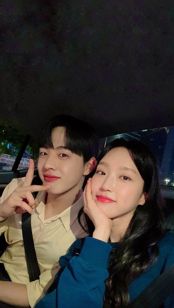 曾聽過這樣一句話:「婚姻不是1+1=2,而是0.5+0.5=1」