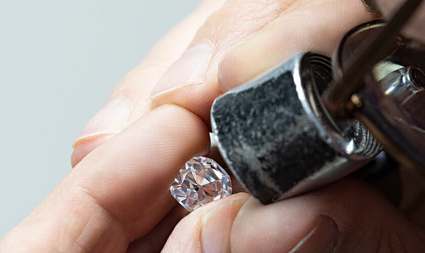 鑽石淨度可分為11個等級。