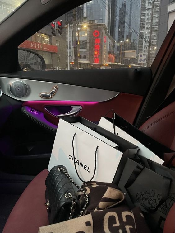 正所謂物以類聚，你身邊的人的興趣愛好同時也會影響你