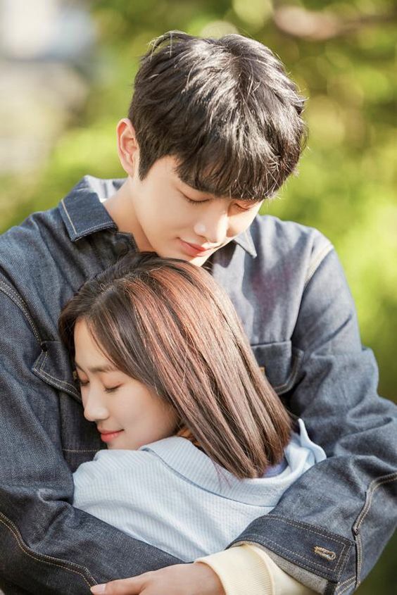 在公司內避免過度親熱是最基本的條件!