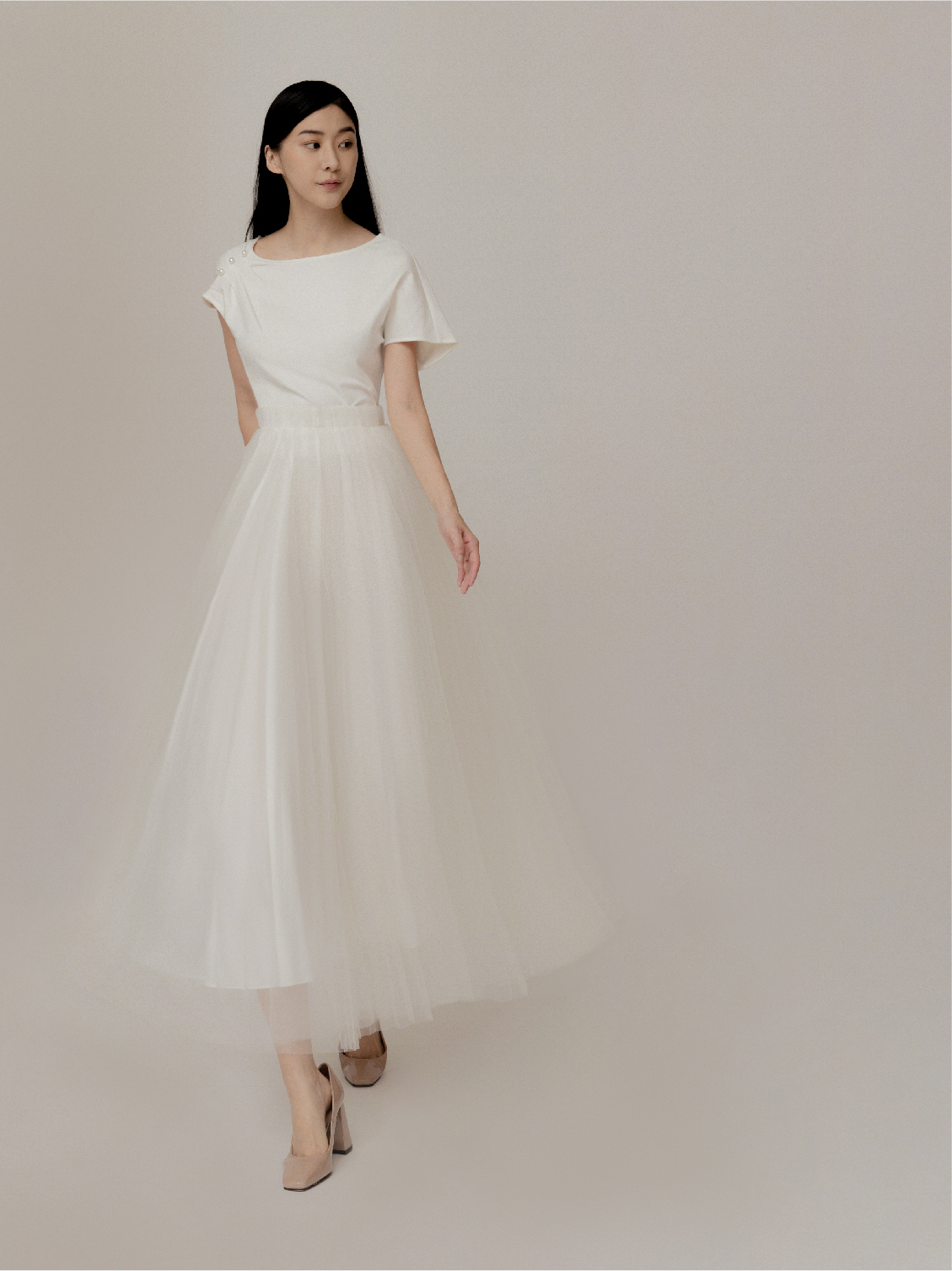 Caspia LiLi非常適合追求清新文青風的新娘。