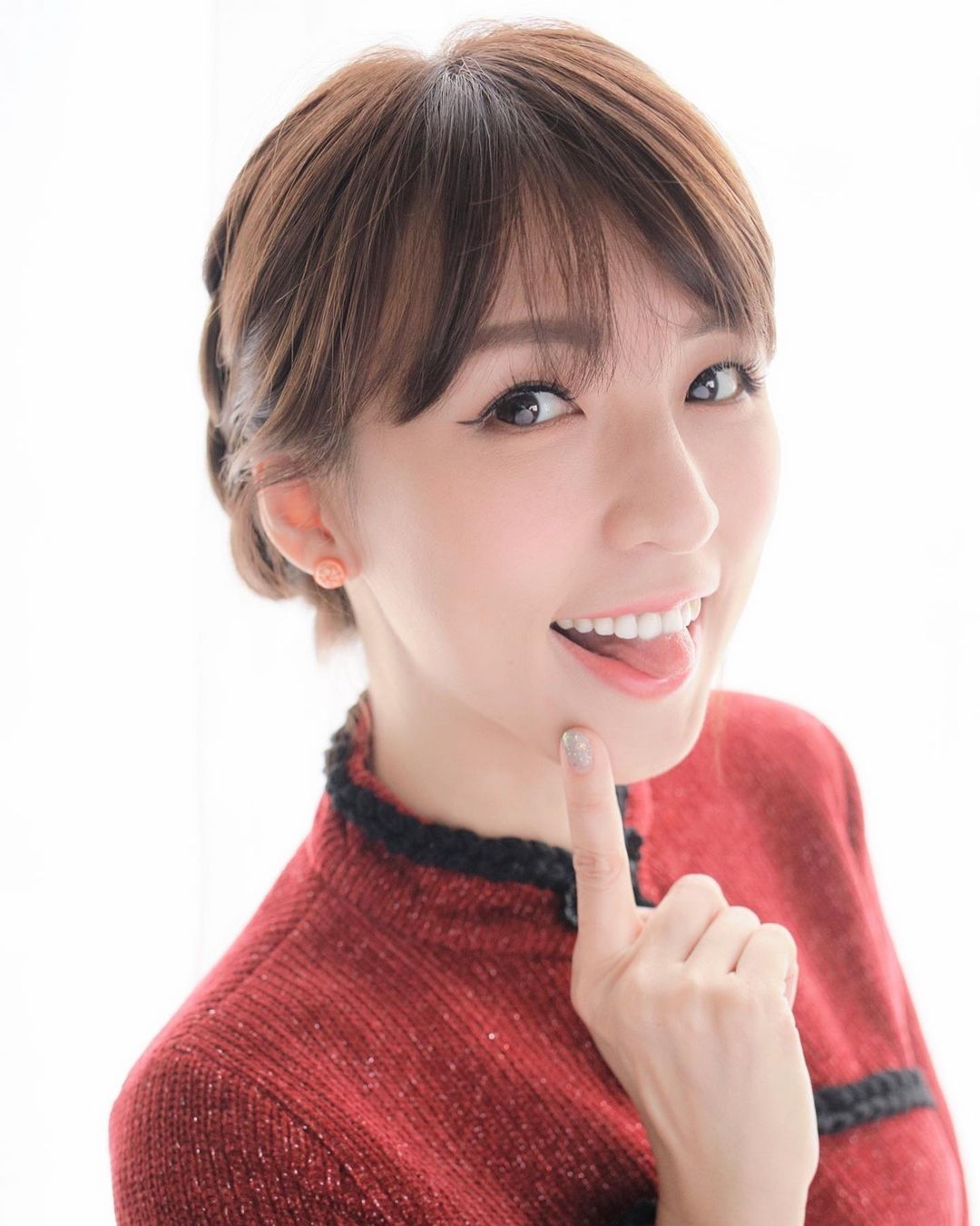 孫慧雪表示自己自小養成慳錢習慣，在購買每一件物品前會先考慮是否是生活必需品，還是自己的購物慾作祟。