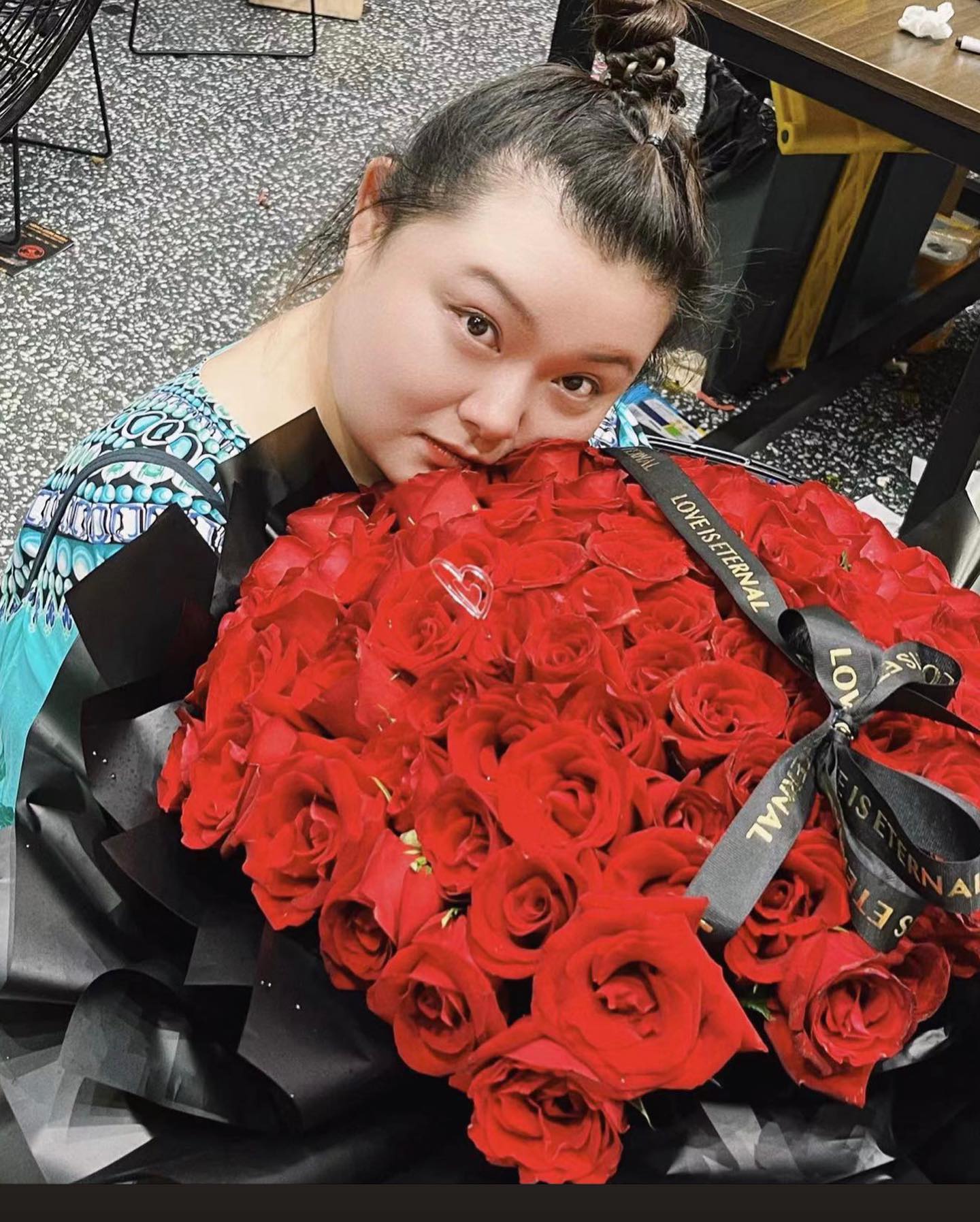細細粒對愛情死心,寧花時間狂吸金。