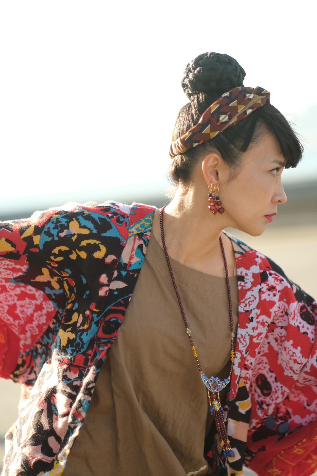 糖妹在劇中飾演的曉嵐是《鹿鼎記》中天地會總舵主陳近南轉世,是一位武功超強的人物。