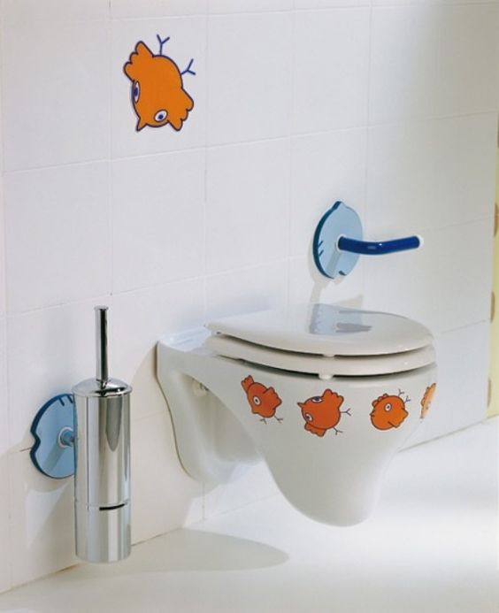 如廁時長時間坐在馬桶上滑手機，會令大腦供氧不足，並導致血壓升高。