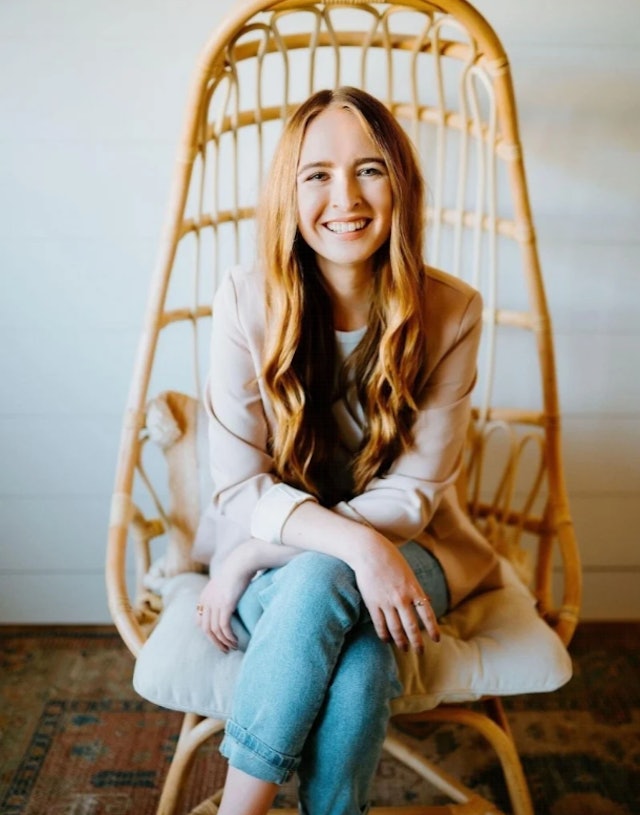 來自美國的29歲女生Kat Norton,是一名普通的白領OL,她亦與大部分打工仔一樣,每日忙碌於沉悶的工作中。