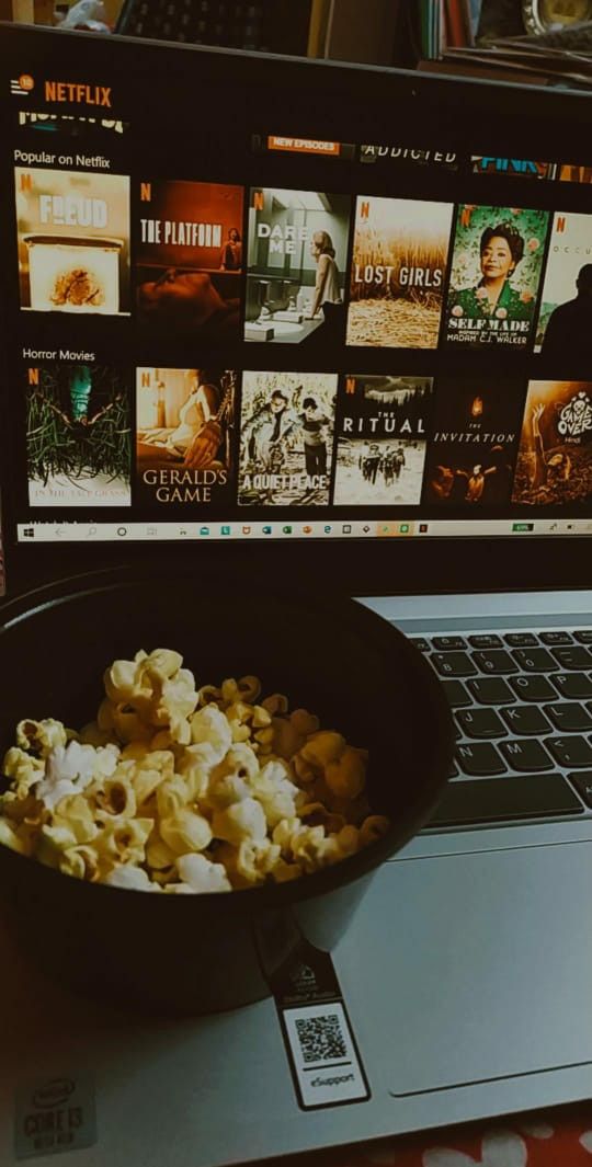 每次登入都需驗證的話會對用戶造成麻煩,為了能持續使用Netflix,各個裝置需要每31日從主裝置連接一次WIFI,並需於網站或App觀看一次影片。