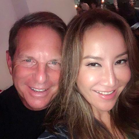 資深媒體人陳玲玲曾於節目上透露，當年Bruce曾多次向李玟求婚而被拒，而背後的原因則是男方當時還是已婚身分。