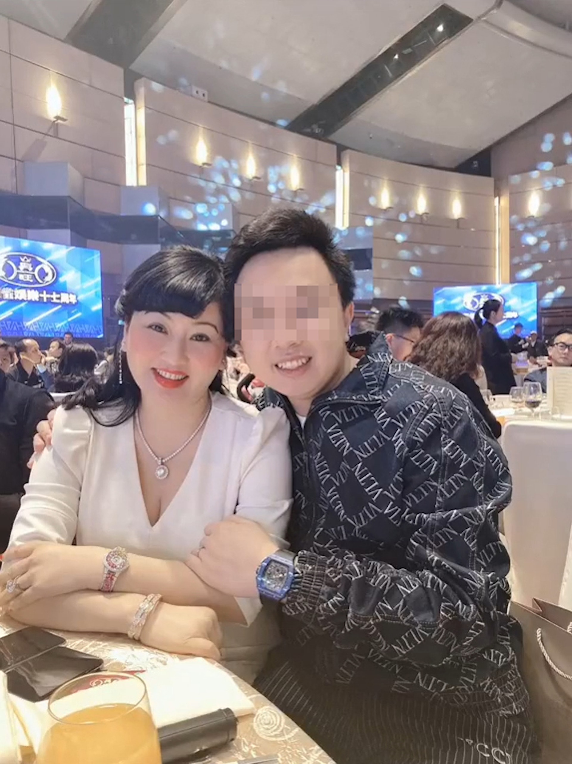 譚仔太子與蔡天鳳媽媽情同母子。