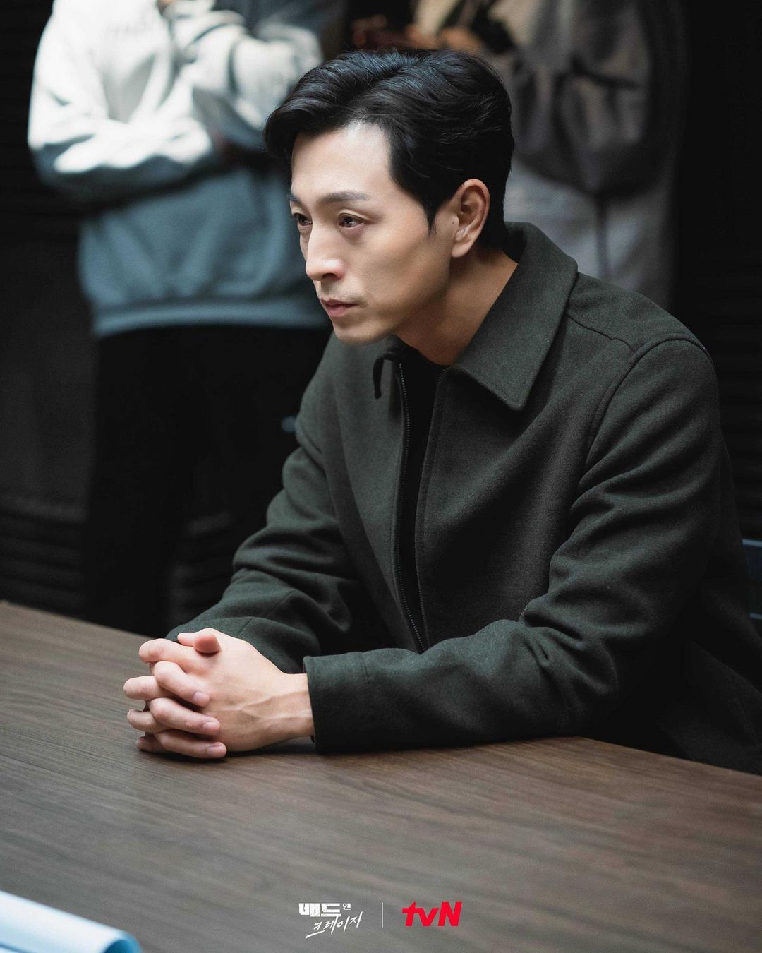 鄭成日亦正亦邪的感覺超正