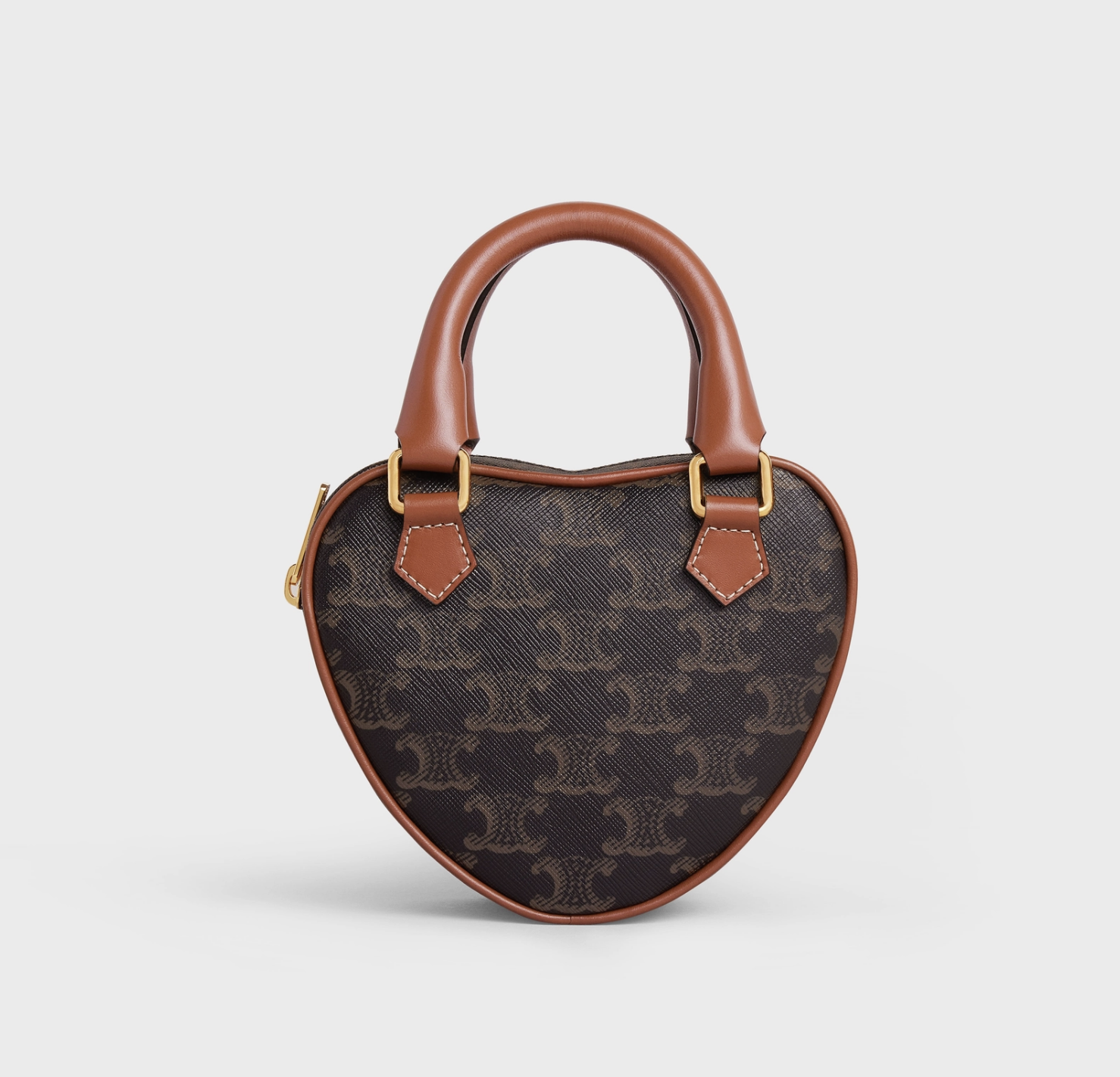 CELINE標誌性的Triomphe帆布深受女生歡迎!