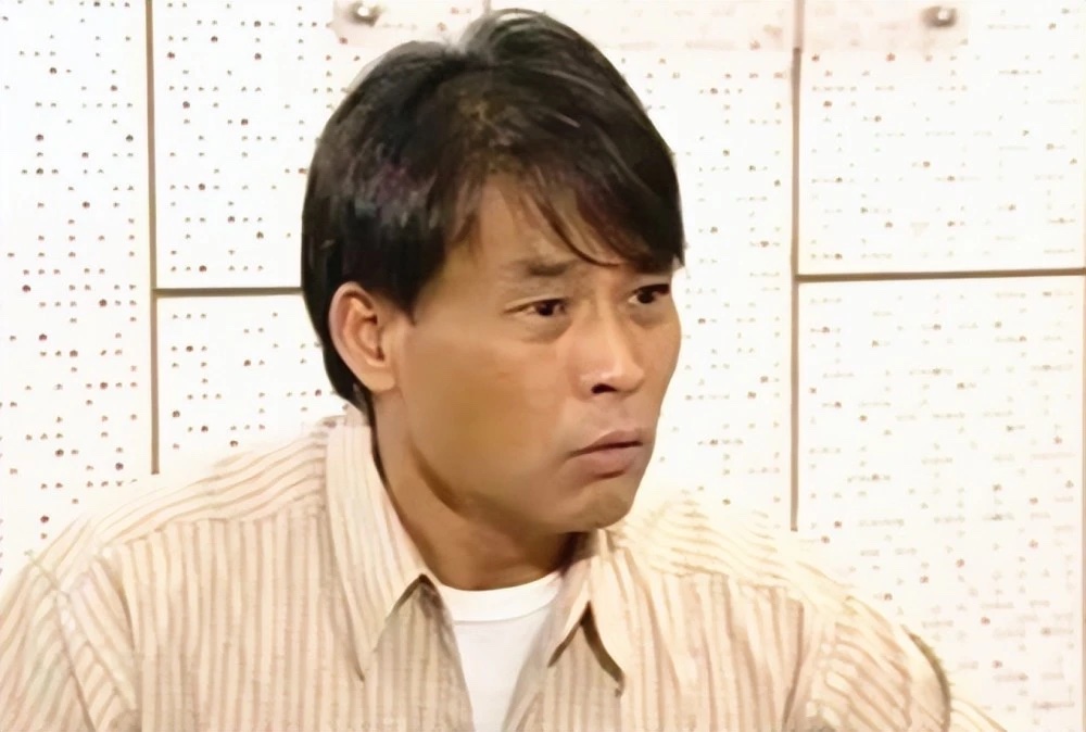 天生惡相專演反派