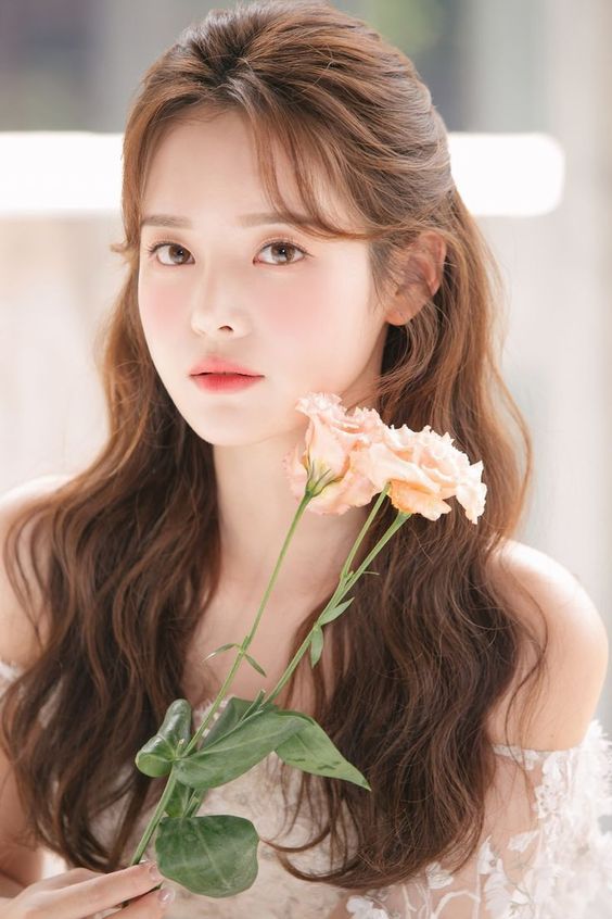 天蠍座總給人一種神秘感，不會輕易和別人表達自己的感受。