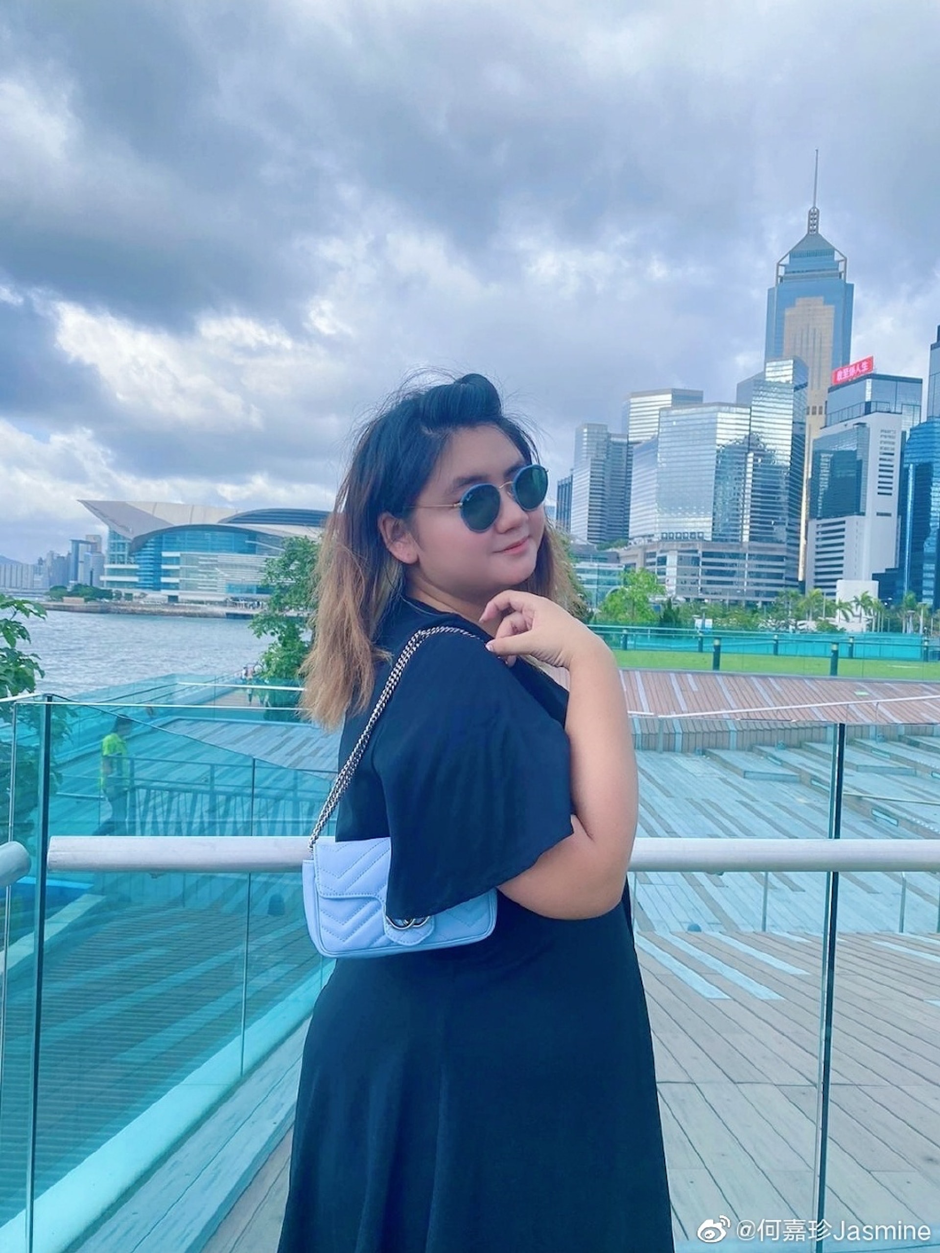 其實何嘉珍有開設個人YouTube Channel