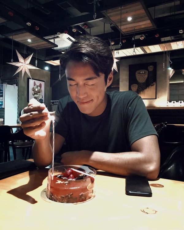 丁子朗的鼻樑高咗。