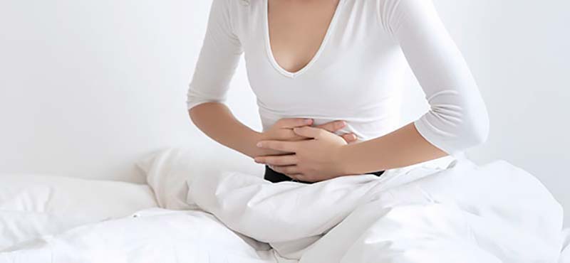 長期消化、吸收功能不佳的慢性胃炎患者容易出現黑眼圈。