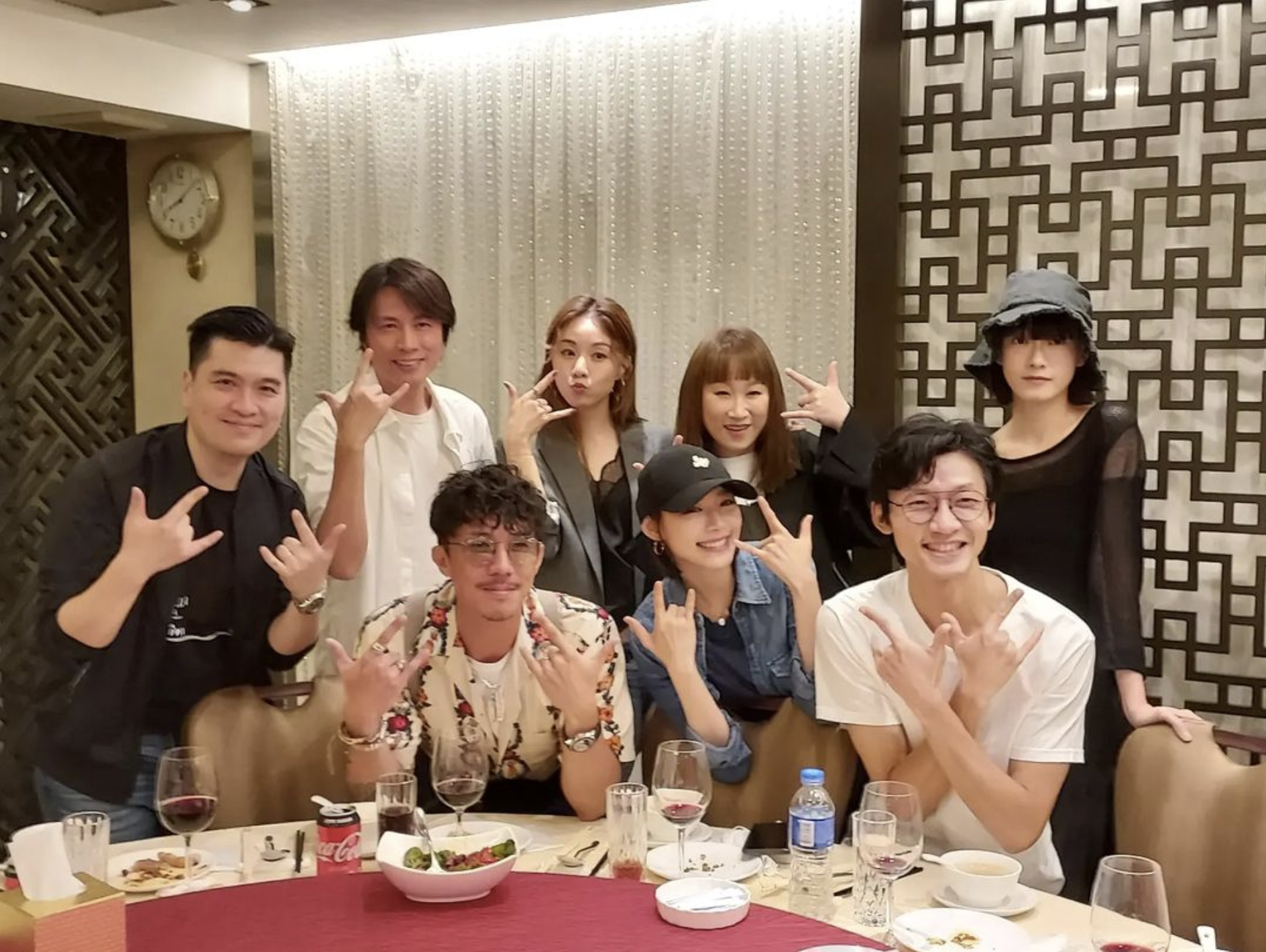 在電影《飯戲攻心》飾演「三佬」,與黃子華、張繼聰演三兄弟,再度發揮搞笑演技成功彈起。
