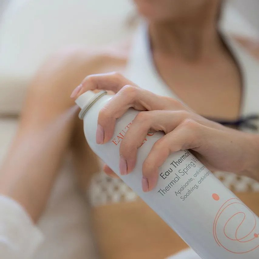 準備活泉水作急救。