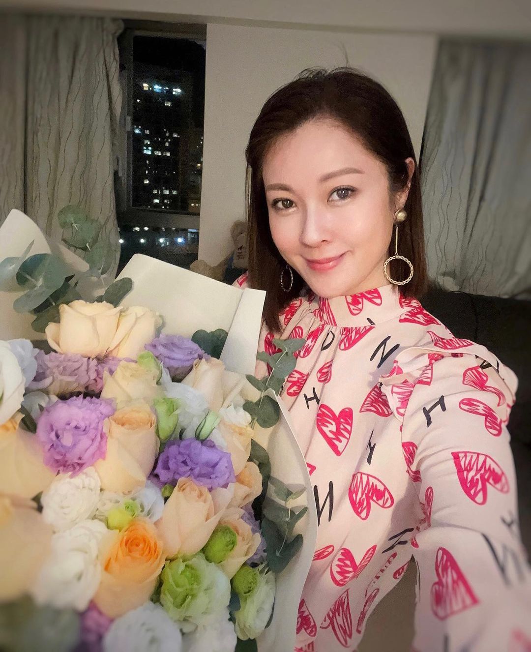 她入行初期參演不少作品