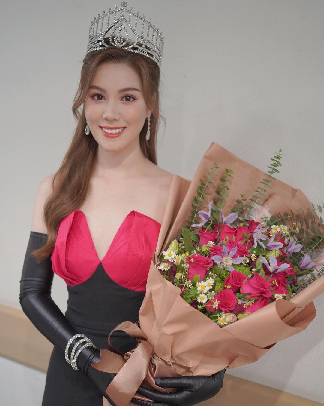 有網民直言無法接受宋宛穎飾演的Tiffany插足Candy與朱凌凌的感情「同Candy襯好多」、「一啲都唔襯」、「劇情太快」。