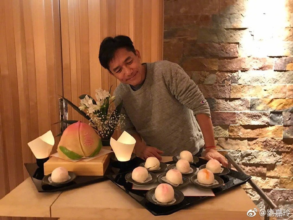 巨蟹男對於喜歡的人會包容她的一切，甚至你在發火的時候，巨蟹男也不會與你吵鬧，而是靜靜在一旁聽你發火。