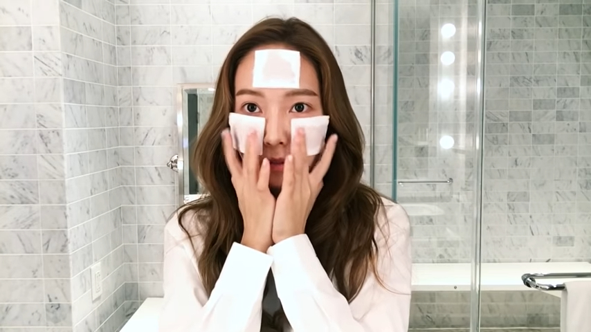 大家應該都知道面膜不可以日日敷，過多的營養會導致皮膚承受負擔，從而滋生痘痘。