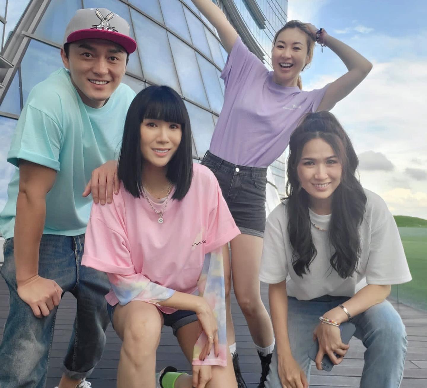 楊明與莊思明、莊思敏等人感情很好。