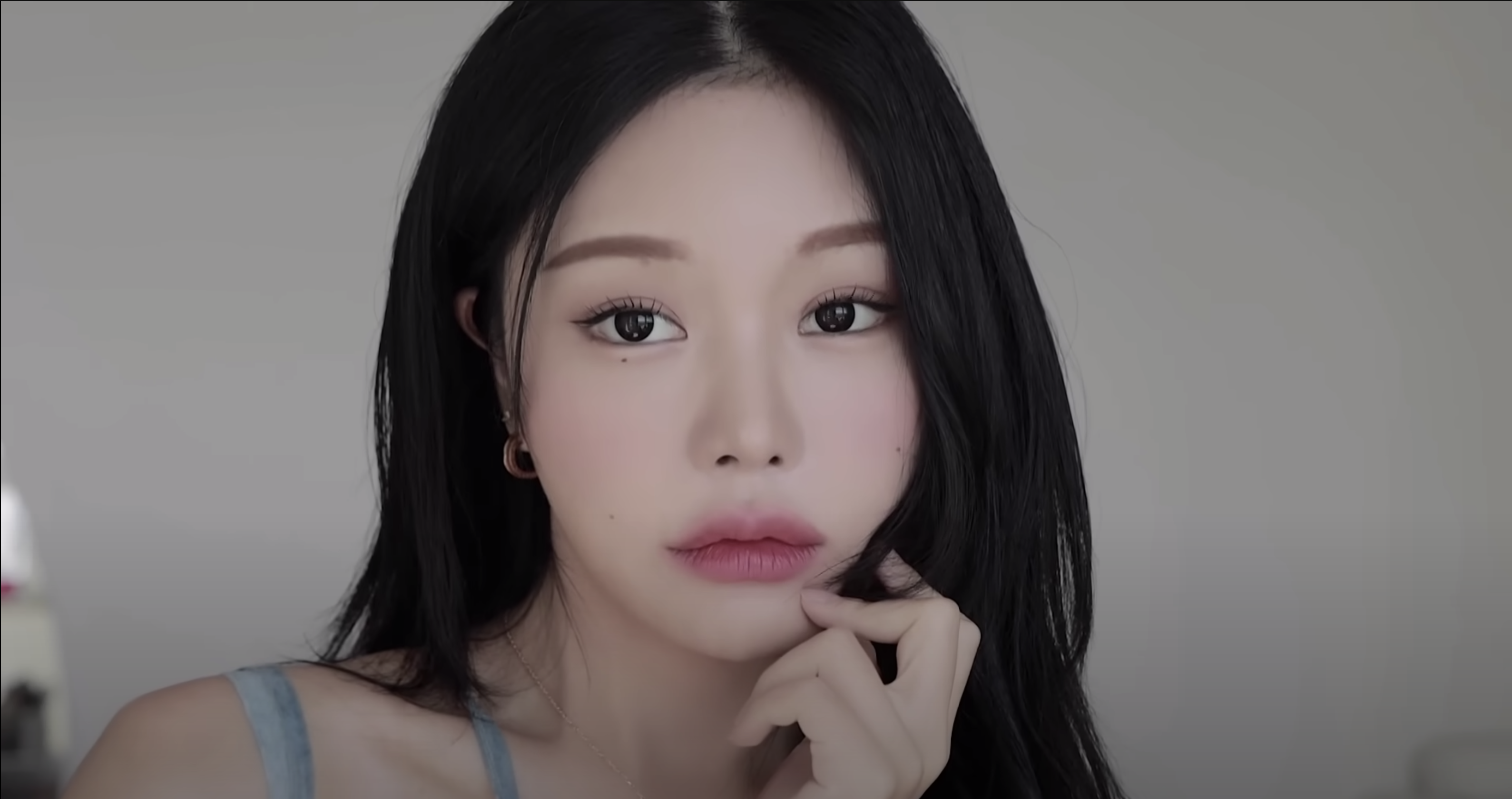 突出臉型輪廓精準修容不顯髒