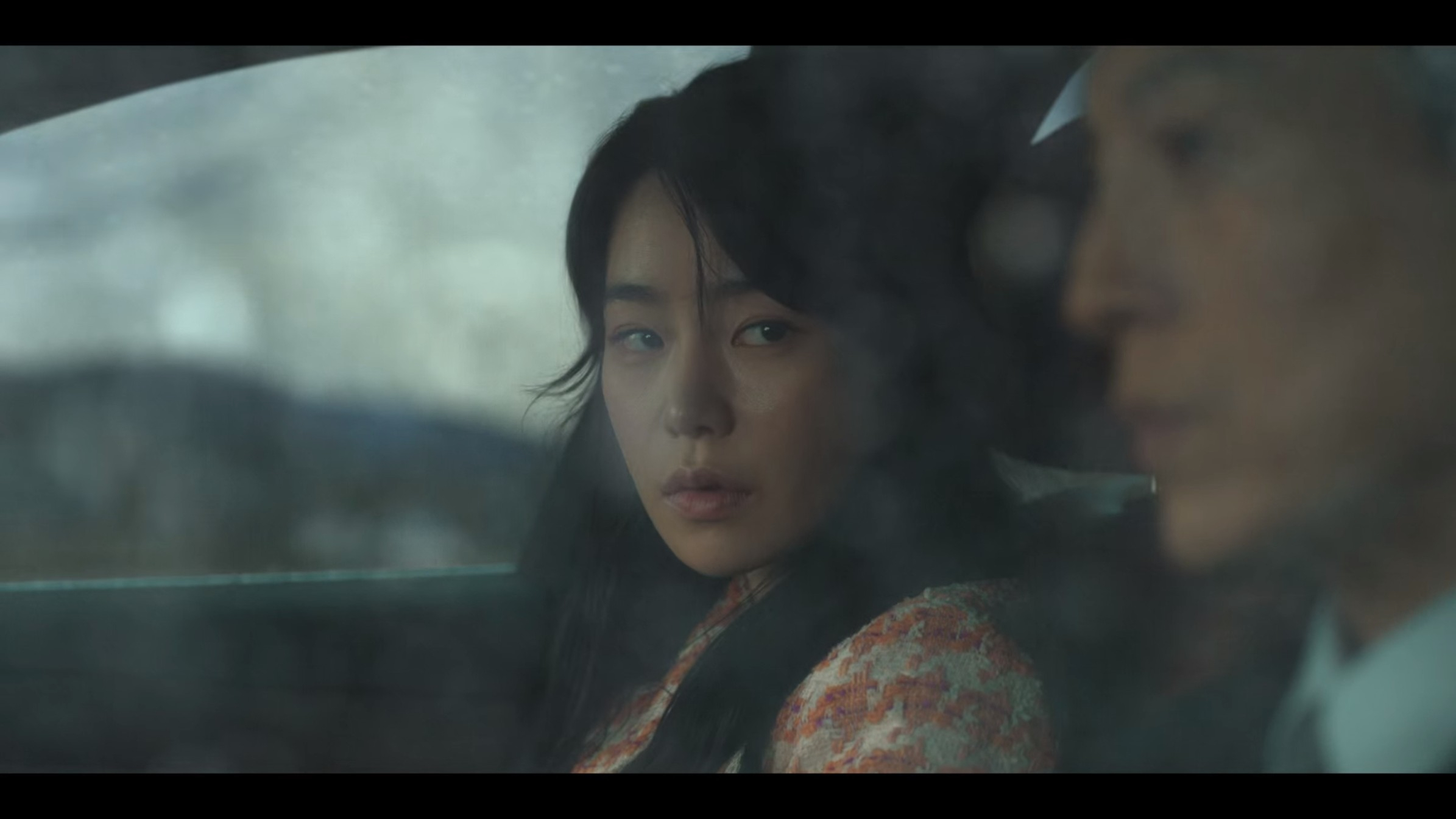 河度領有給過朴涎鎮機會，他向文同珢拿了尹昭熙家人的地址，並給朴涎鎮兩個選擇。