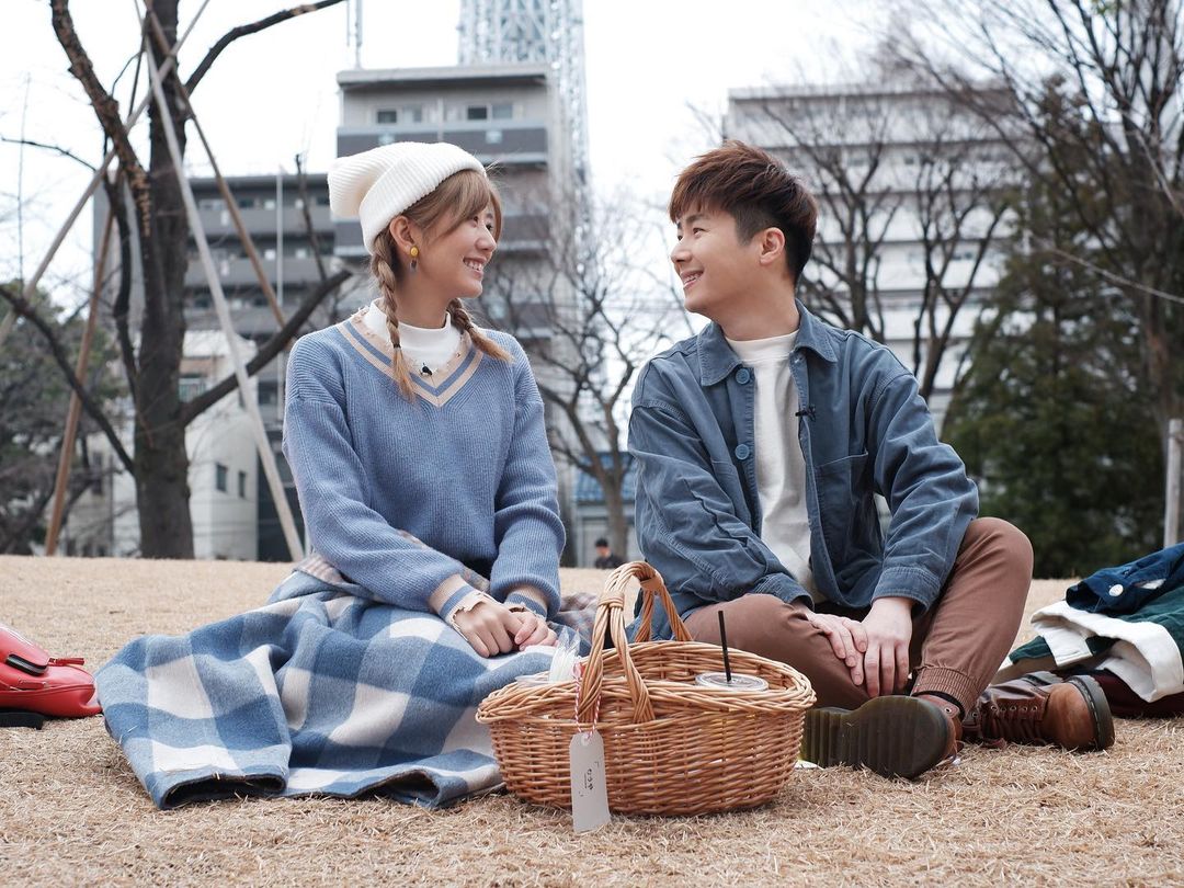 周奕瑋接受媒體訪問時回應緋聞，表示以往多數是自己單人拍攝節目，而這次兩人是節目中唯一的男女拍檔。