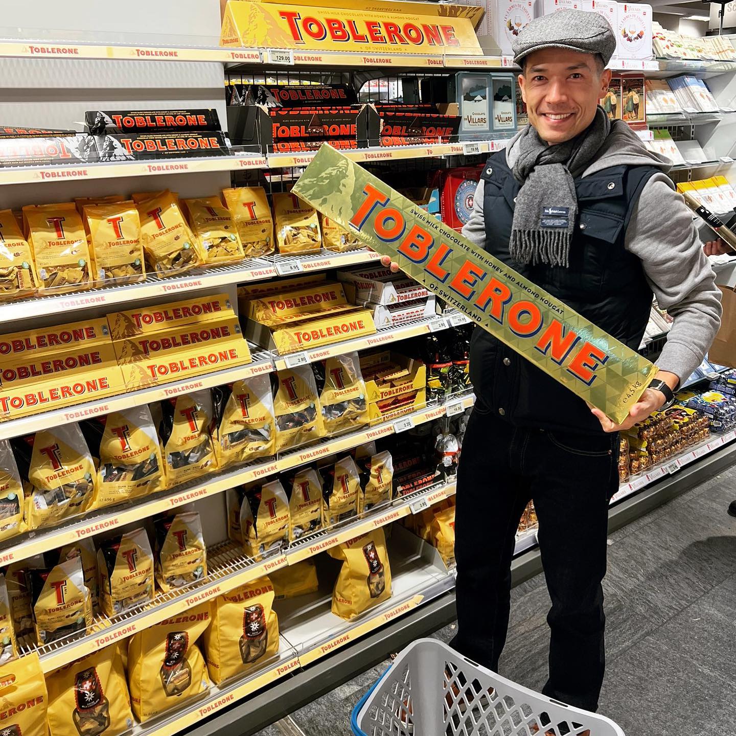 麥大力近排飛去不同國家。