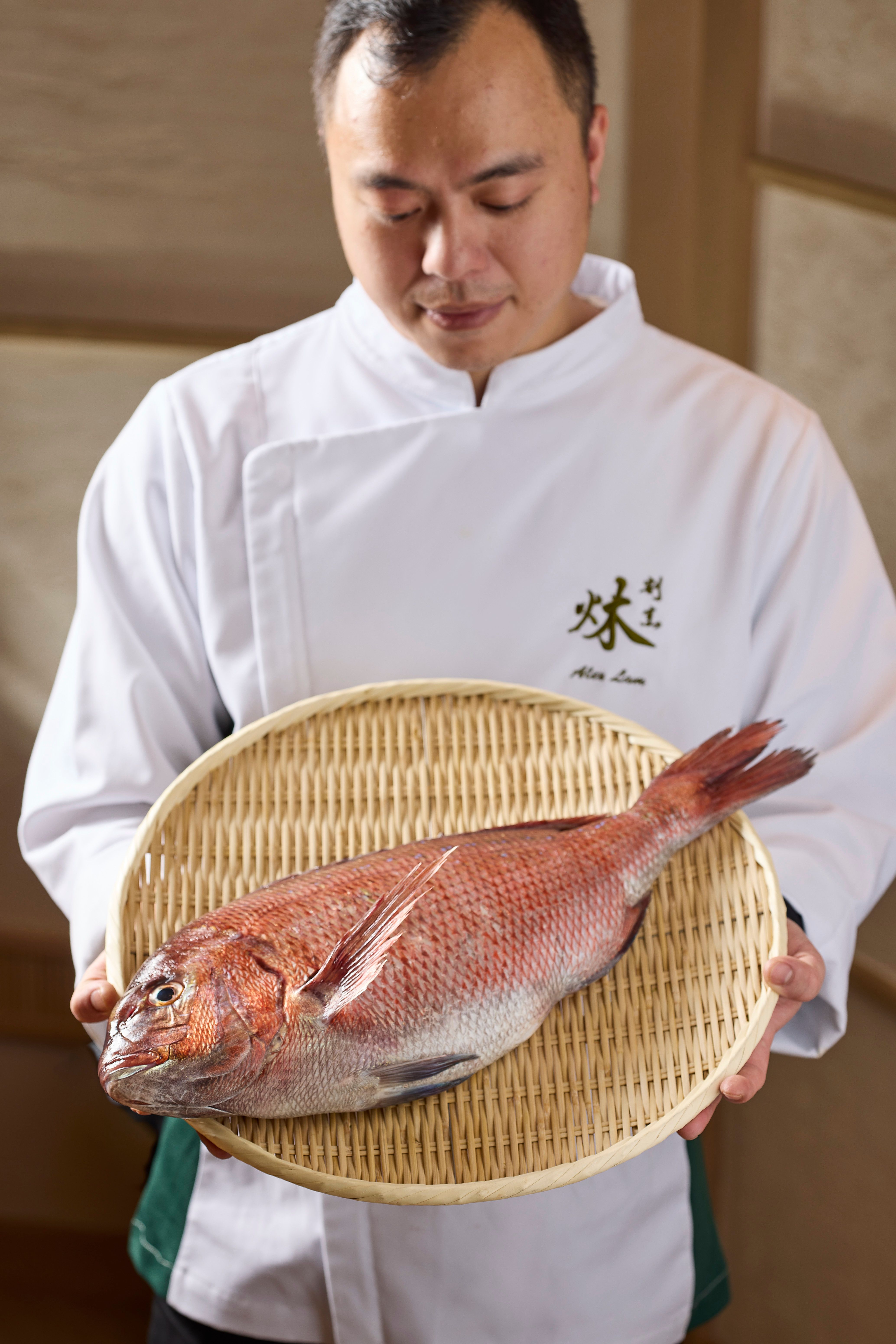 餐廳菜單也隨時令而不斷推陳出新，致力展現每個季節的優質食材精髓