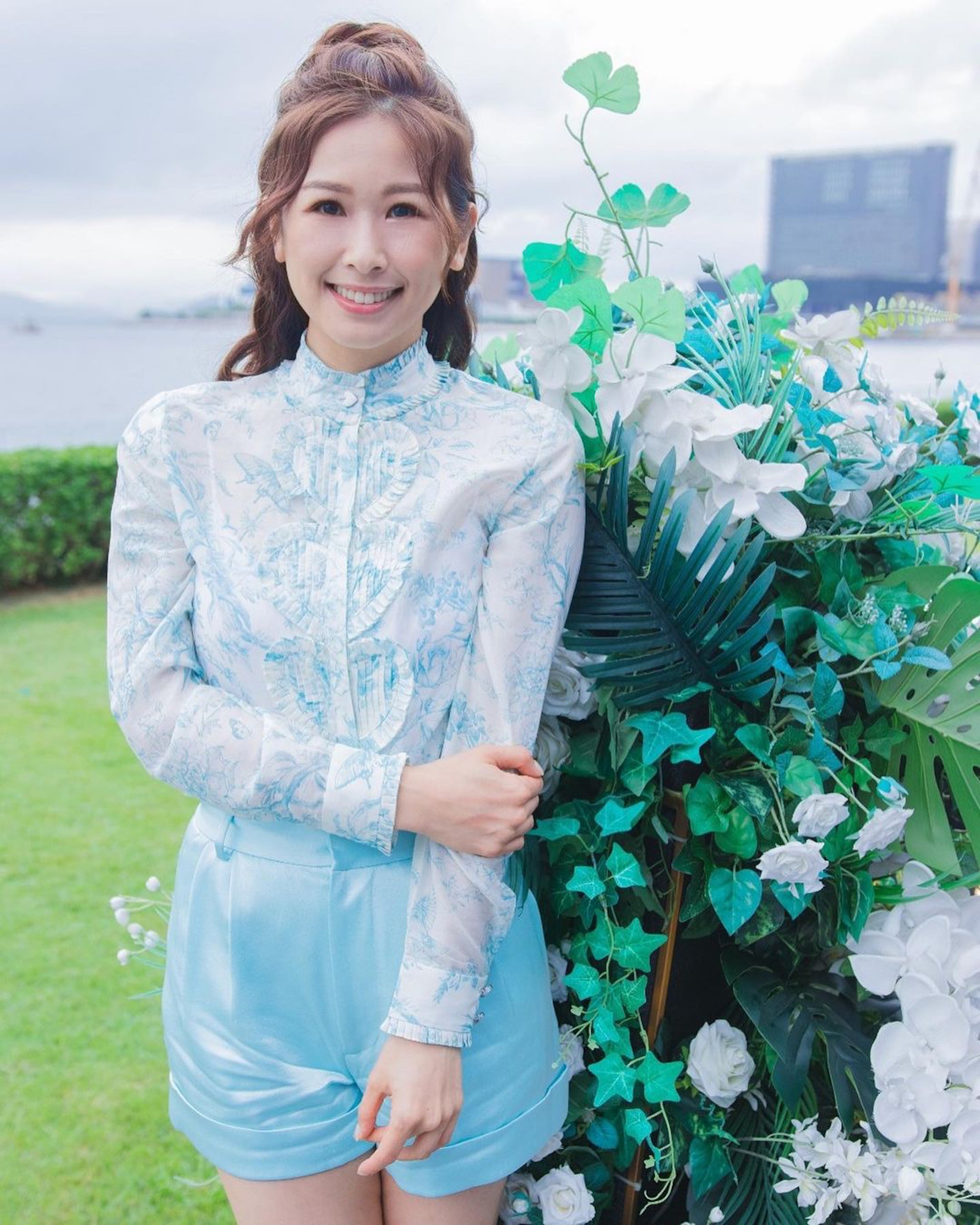 最近有網民在討論區發文為趙希洛抱不平,認為TVB忽視趙希洛,令她所擔任的角色愈做愈細。