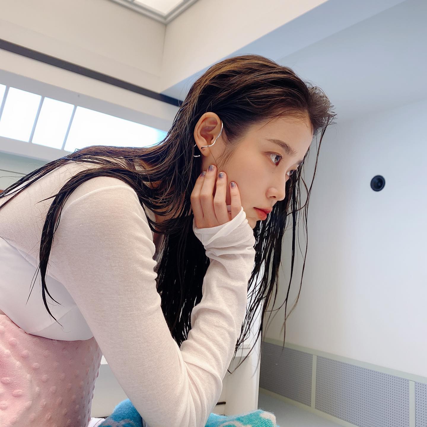 蜜粉隱藏用途:急救頭髮。