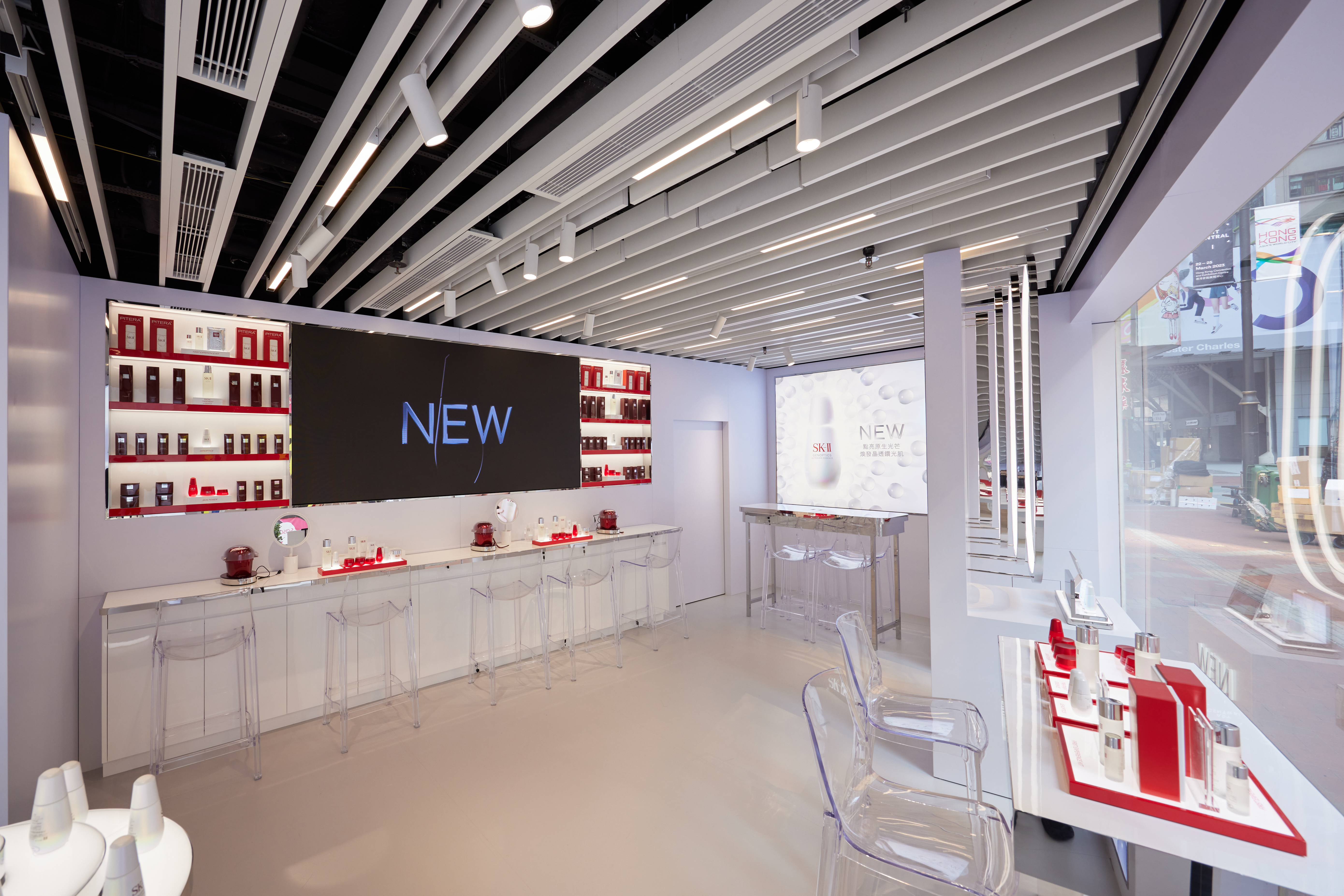 SK-II晶透鑽光小燈泡限定店已於銅鑼灣等著你，千萬不可錯過！
