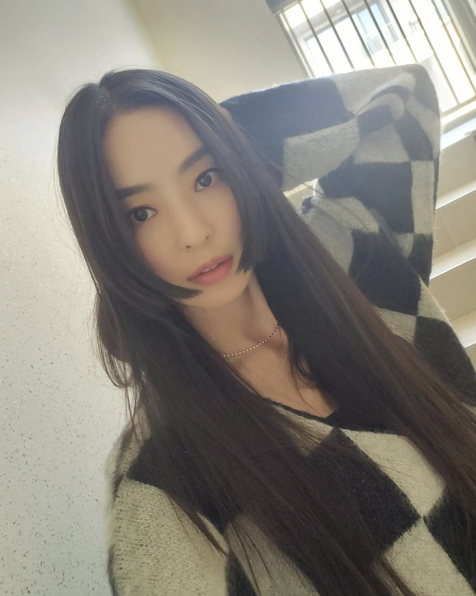 公主切瀏海能修飾臉型，但不適合長臉、方臉的女生。