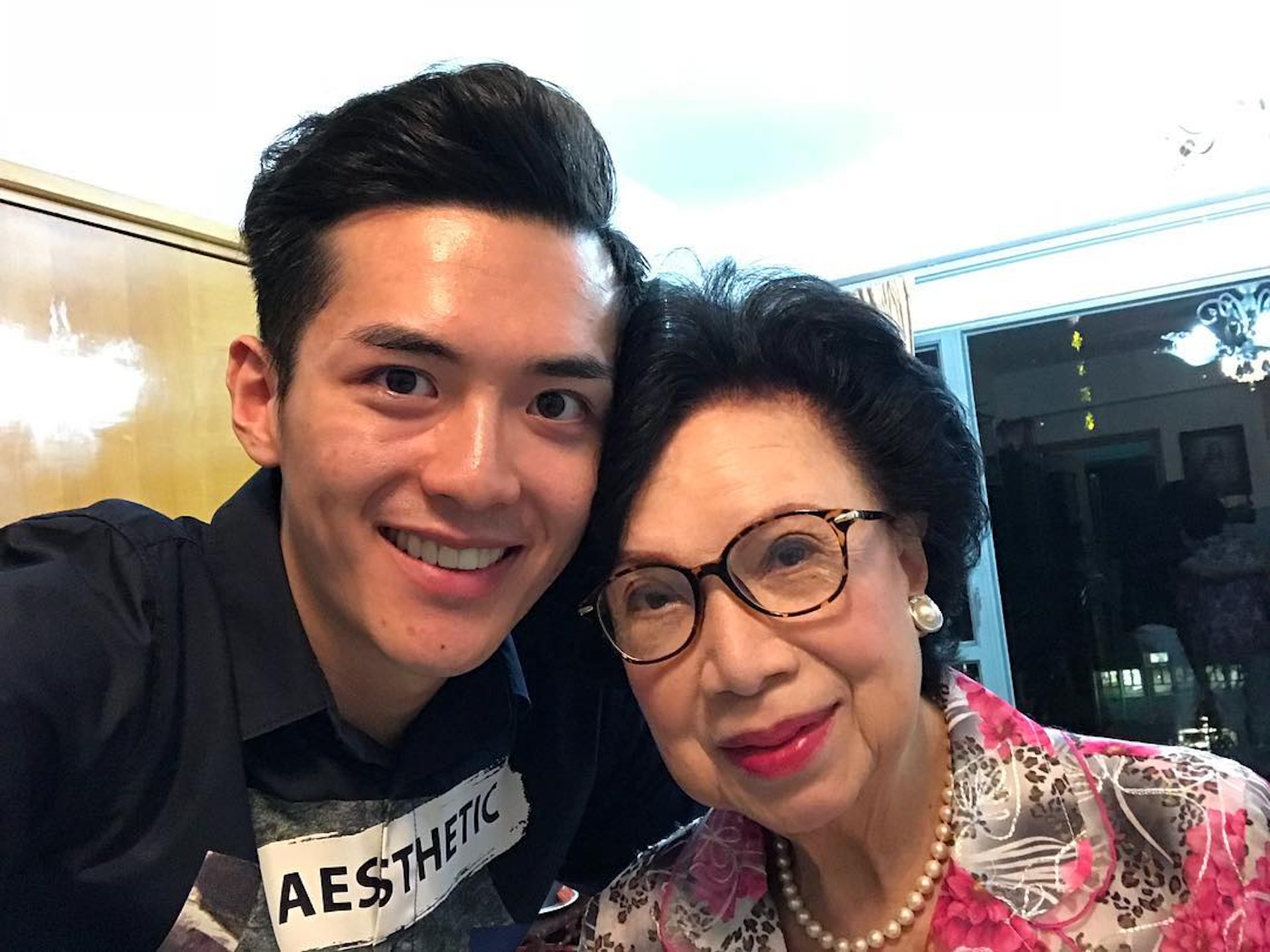 阮浩棕是已故資深女星梁舜燕的孫兒。