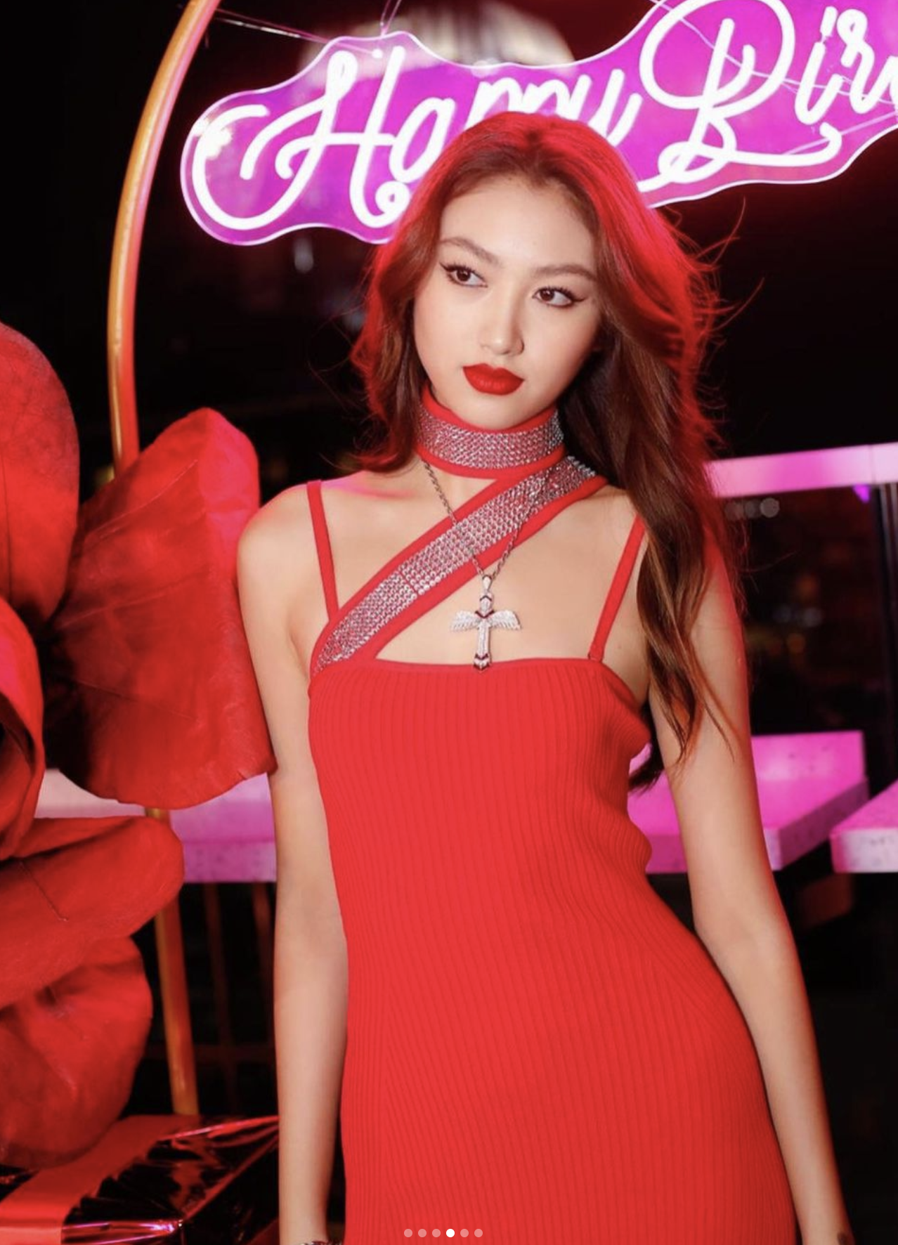 琦琦透露任晴佳對拍照和時裝有興趣,可是只會在課餘時間會參與拍攝或工作,絕不會影響學業。