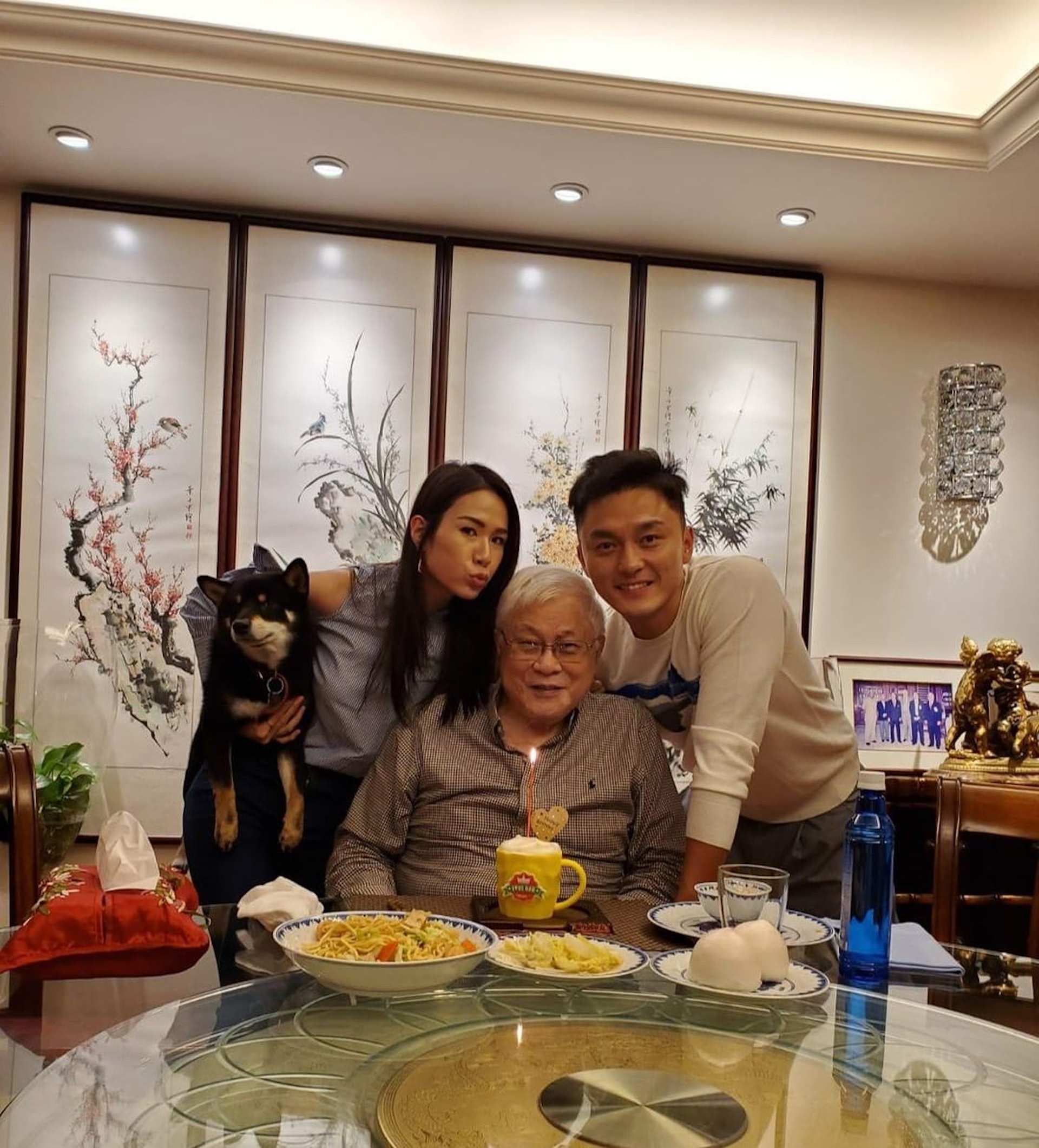 楊明發文悼念莊父,承諾會好好照顧莊思明。