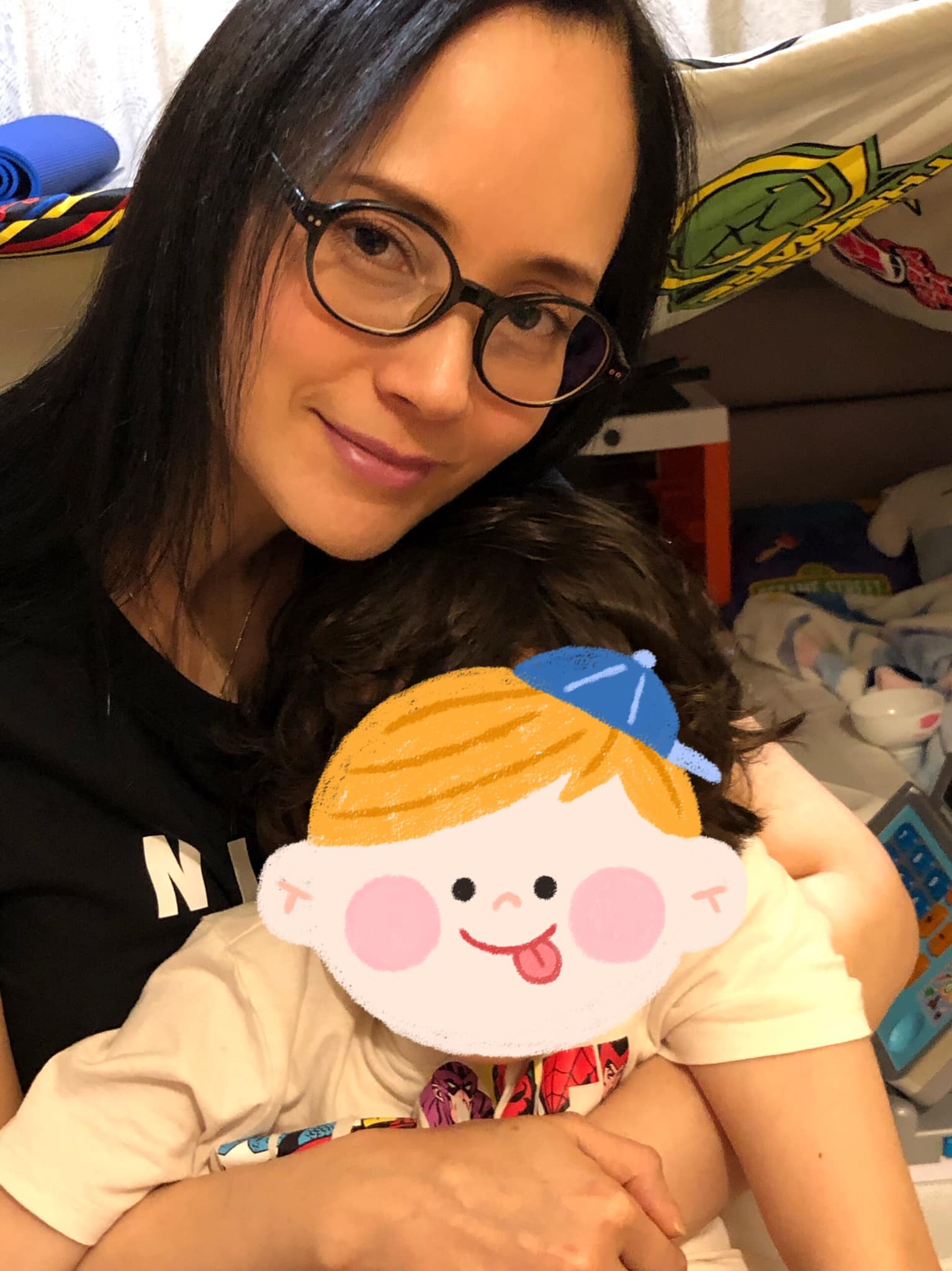 鄭艷麗被踢爆在快餐店做清潔工。