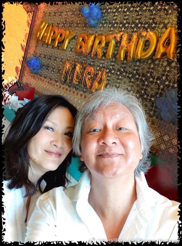 2006年，陳慧珊與多年好友兼經理人鍾家鴻（Mike）在美國秘密結婚。