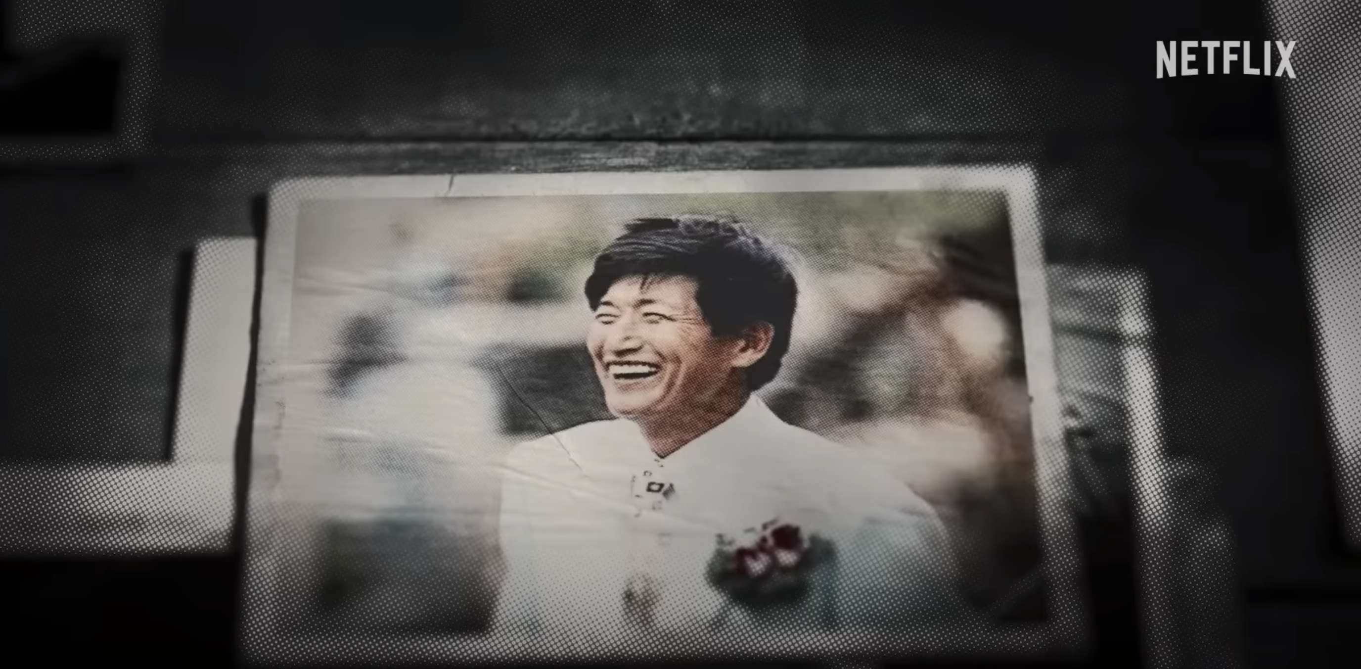 《以神之名》主要圍繞4名韓國宗教領袖人物,揭發了這些領袖以上帝名義做壞事。