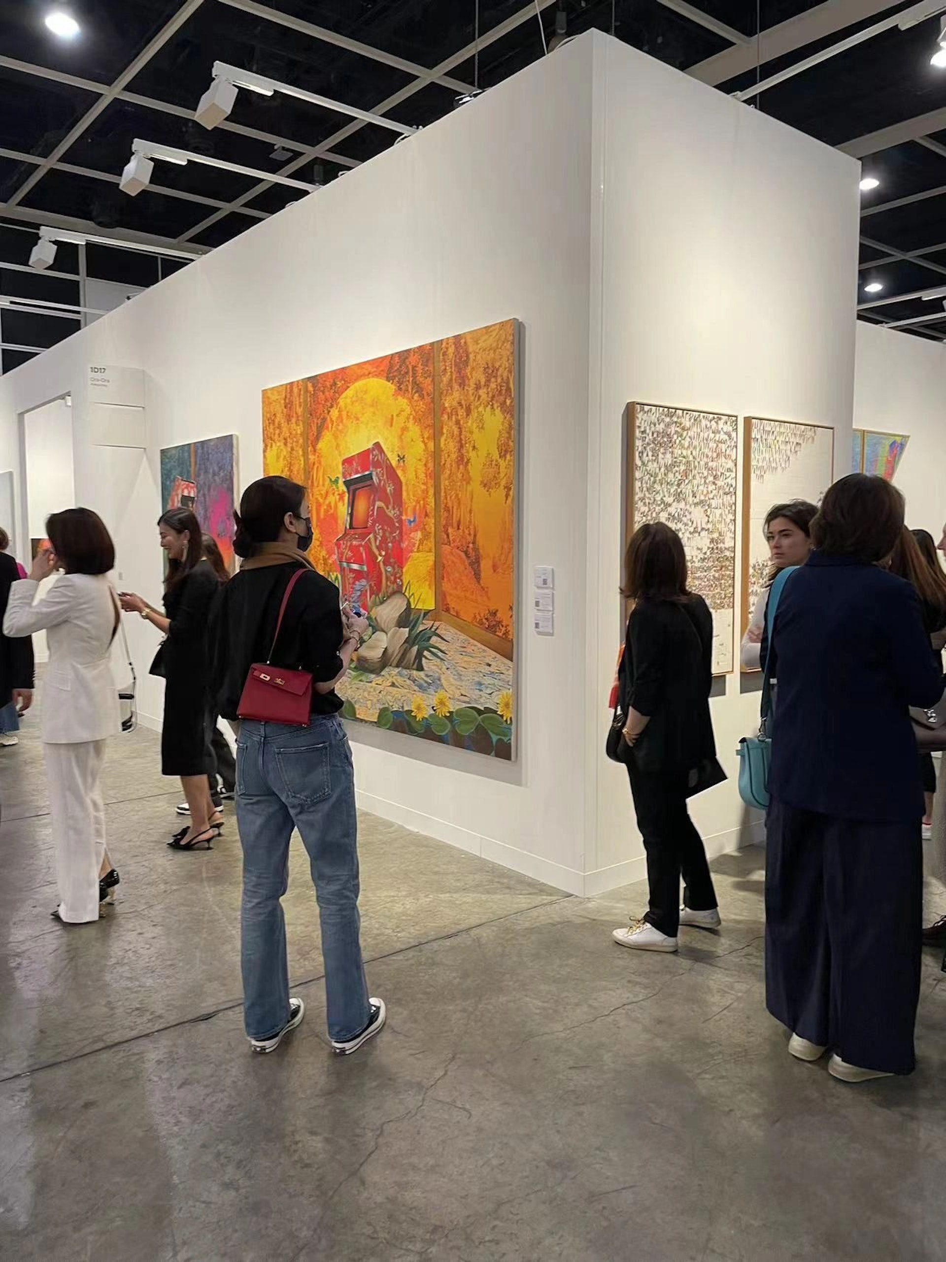 袁詠儀最新手袋Hermès Kelly II Sellier En Désordre 20,是2022秋冬系列,現時炒價更超過30萬!