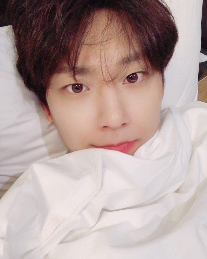 李到晛工作順風順水,而生活中的他則要擔當起家庭重擔。