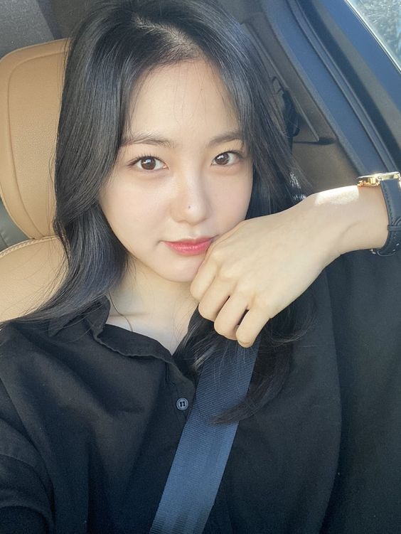 2023偽素顏妝重點：輕透裸妝感