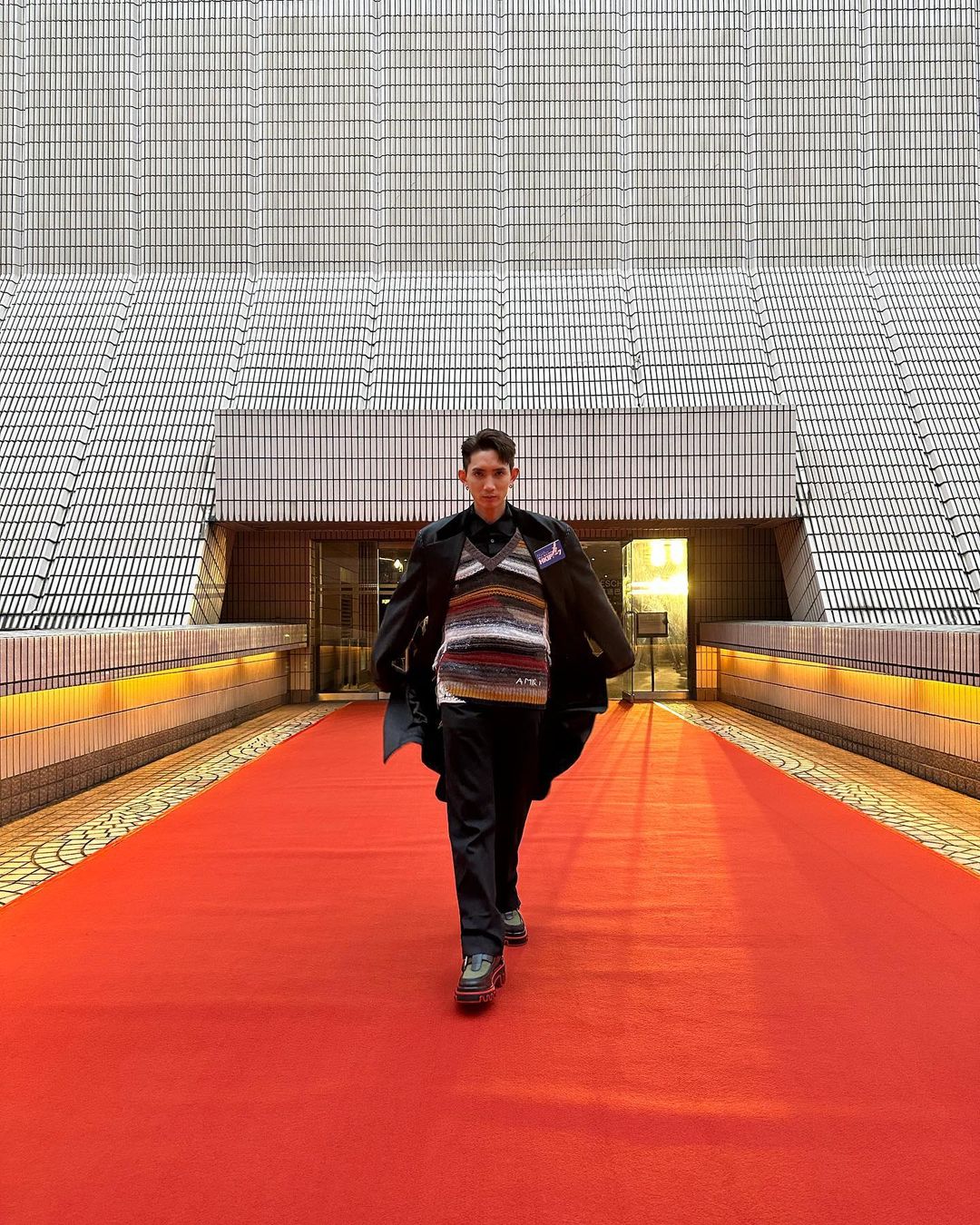 MIRROR隊長Lokman楊樂文首次擔正做男主角!